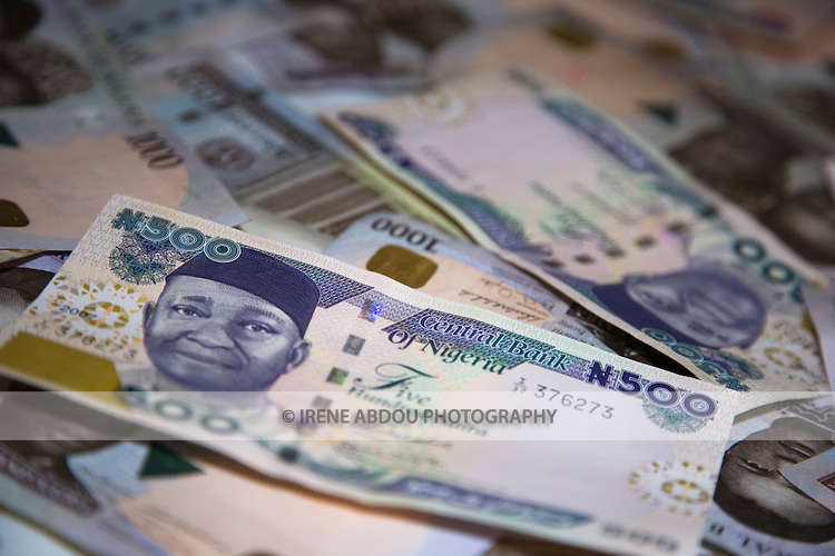500 and 1000 naira bills (Nigerian currency)