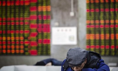 China's Stocks Tumble as Markets Reopen After Week-long Holiday
