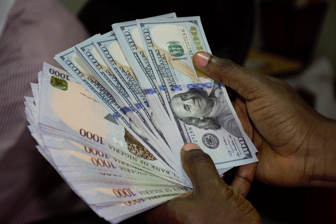 Naira Trades At N515 To US Dollar In FX Forward Market