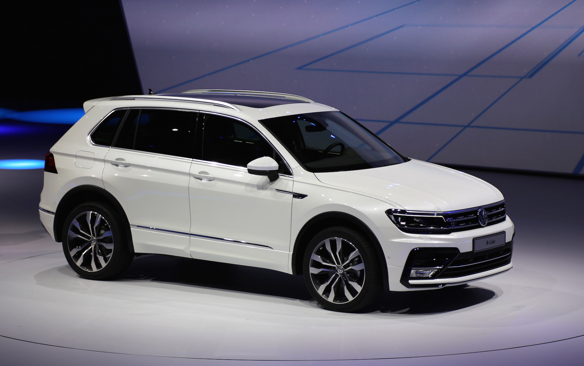 Volkswagen Builds New Golf Based Suv Investors King